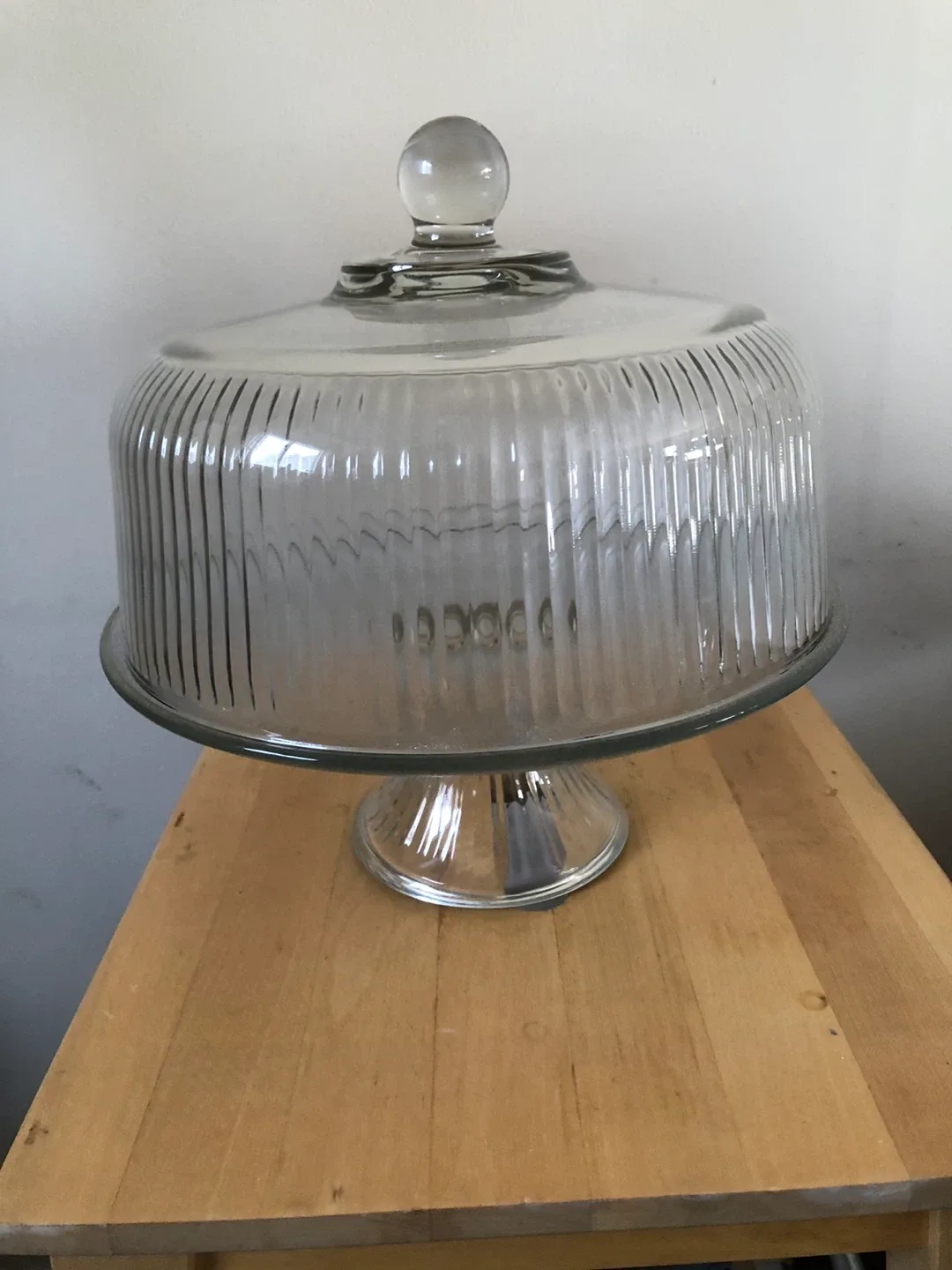 Glass Cake Stand with Dome Lid