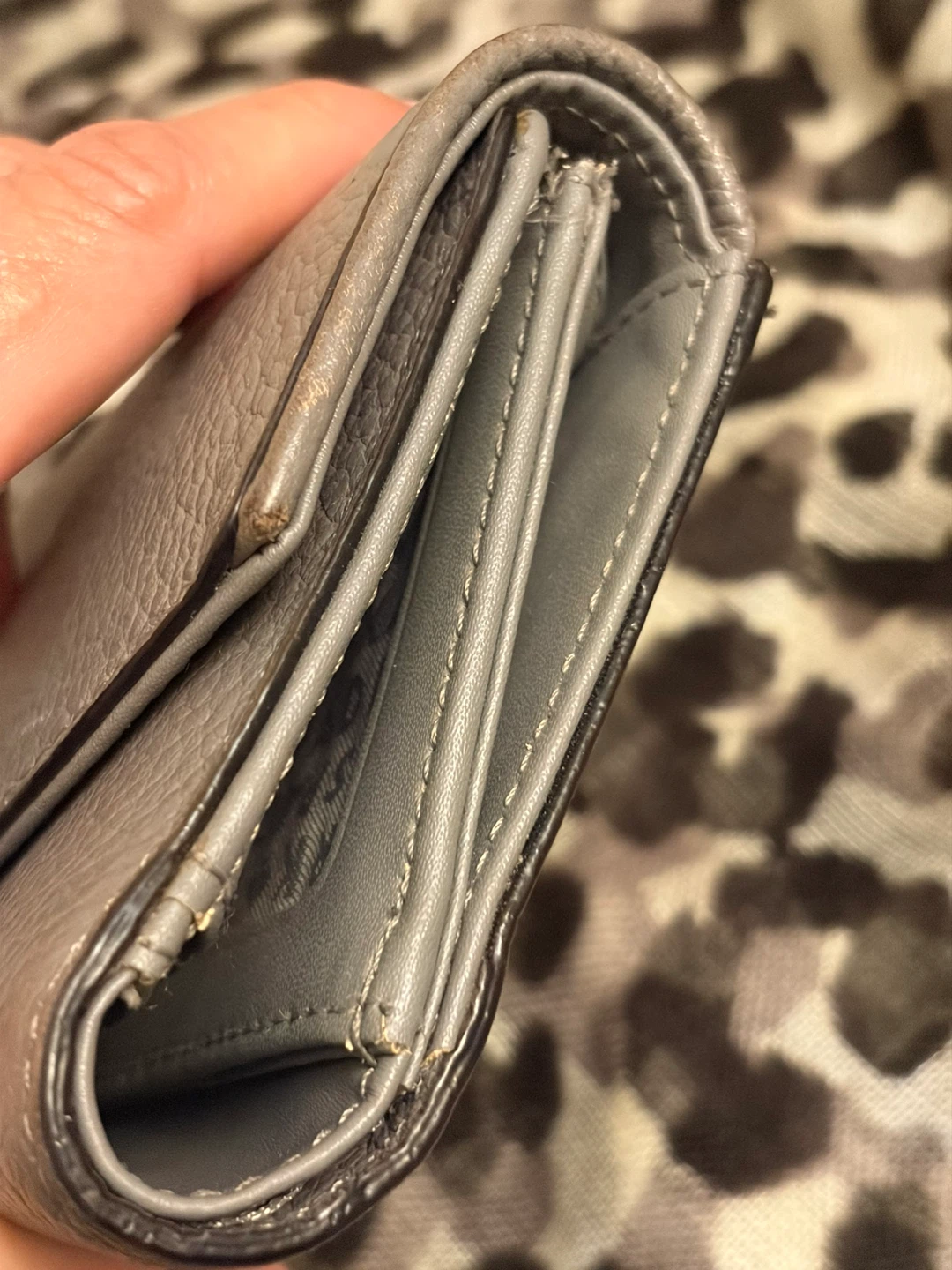 Kate Spade Gray Leather Wallet - photo 2