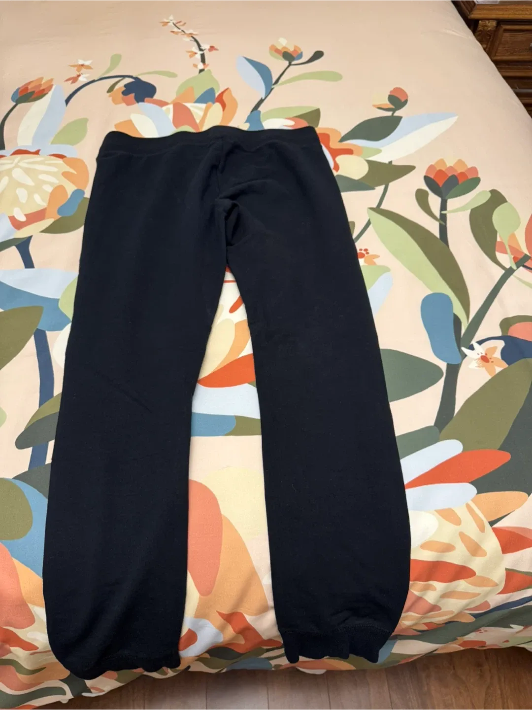 Roots Black Sweatpants - Size M image indicator(2)