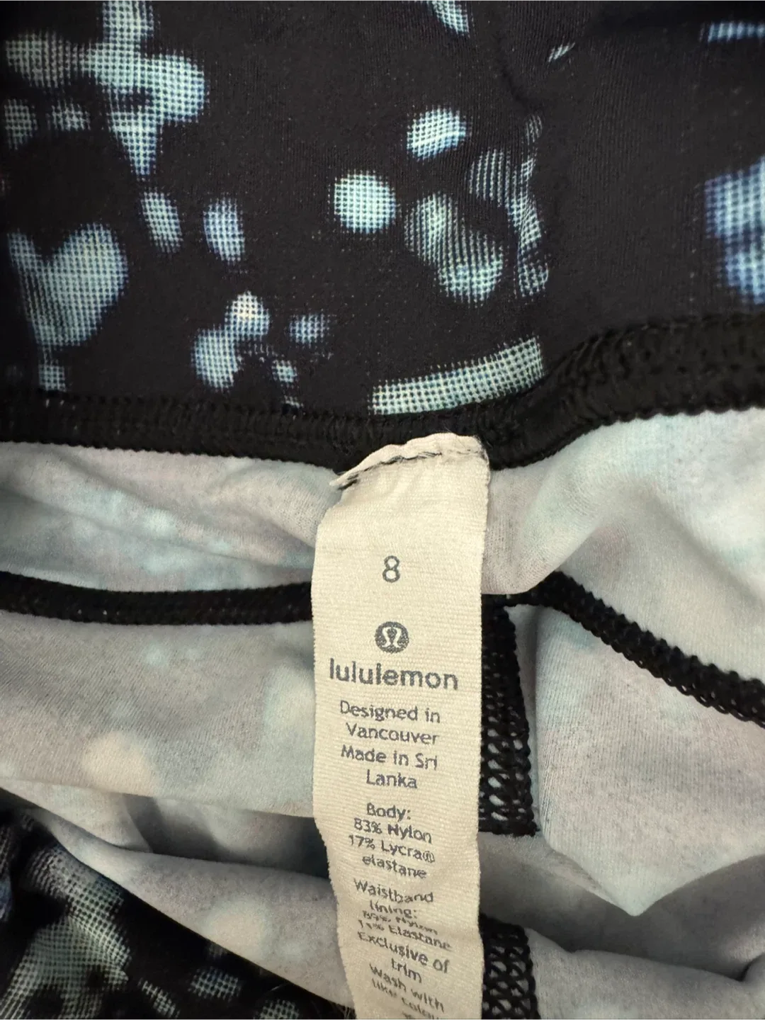 Lululemon Size 8 Leggings image indicator(3)