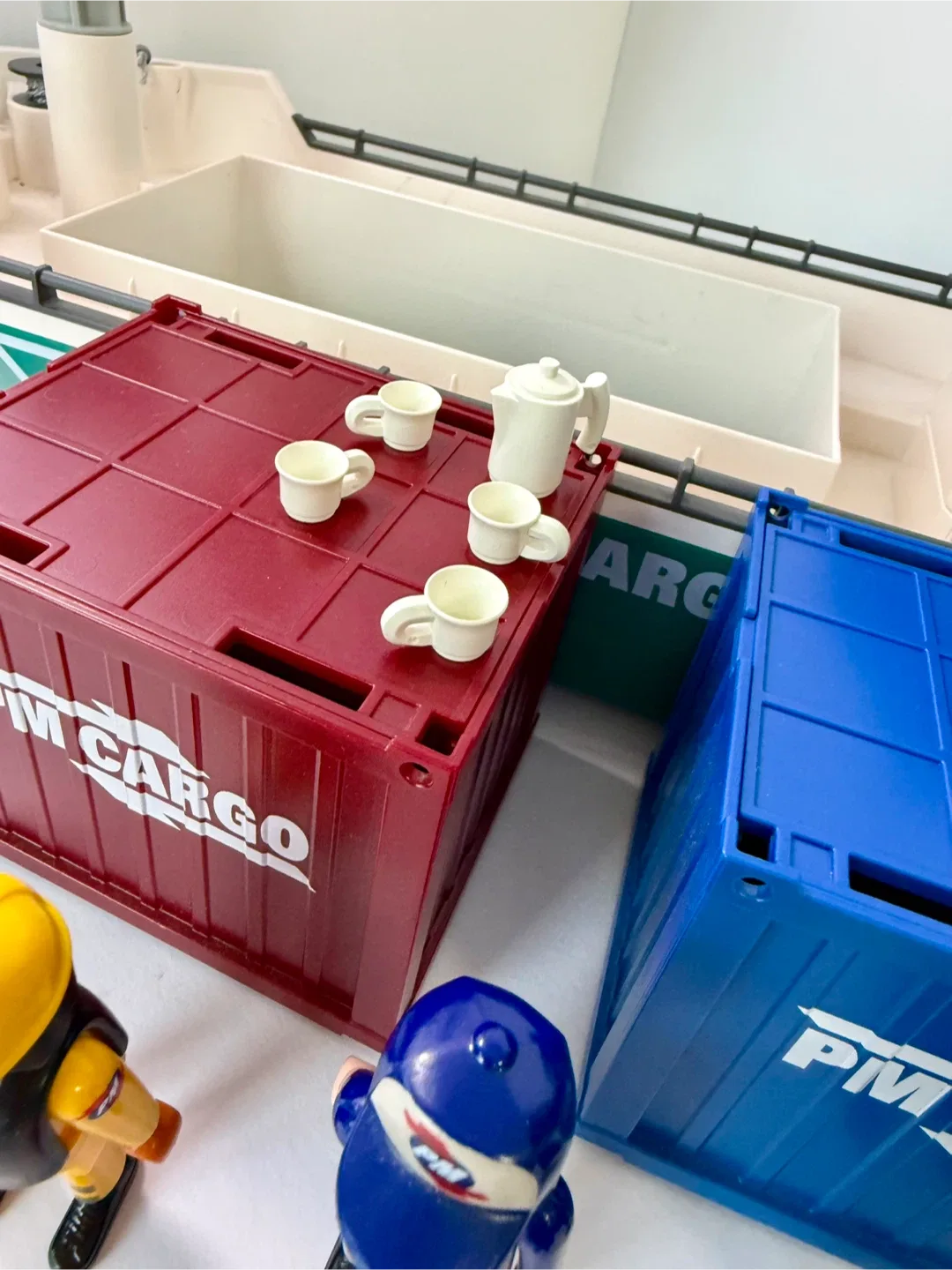 Playmobil Cargo Ship with Crane image indicator(4)