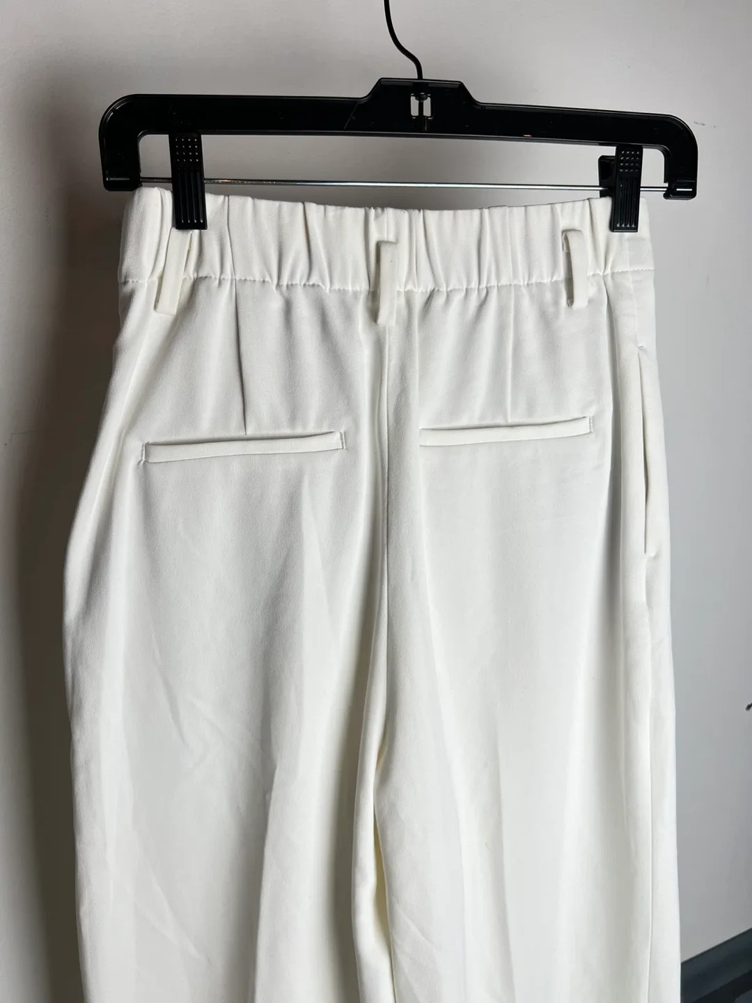 Uniqlo White Wide Leg Trousers - Size S image indicator(4)