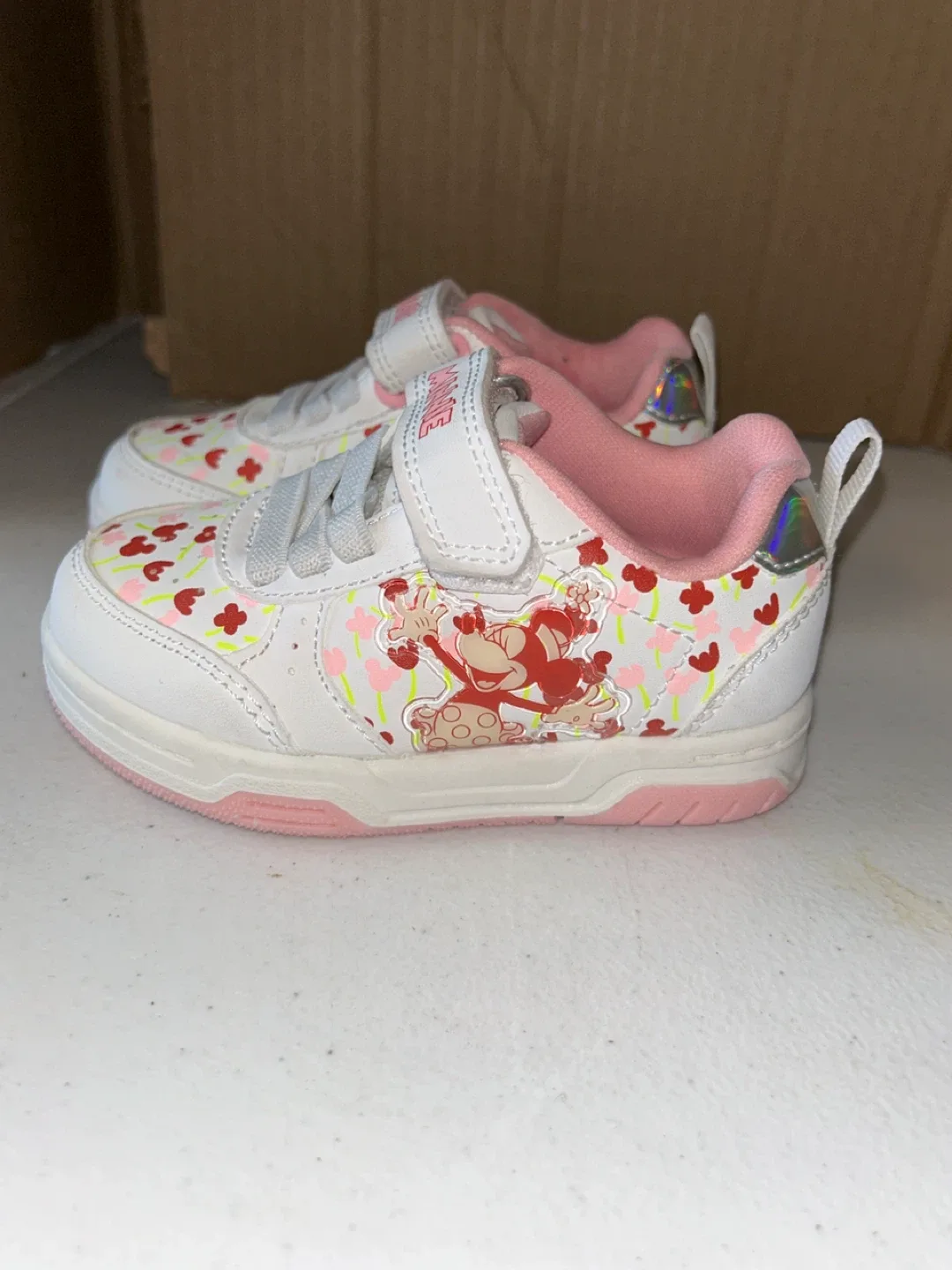 Disney Junior Minnie Mouse Sneakers - Size 6