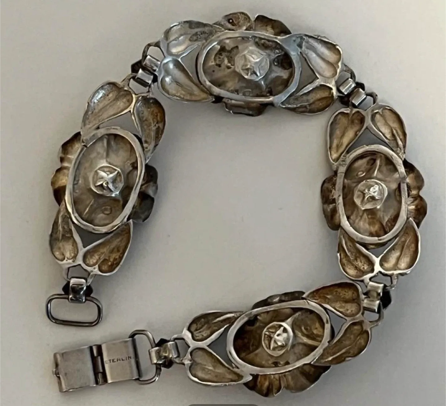 #Cleanout - Vintage Sterling Silver Flower Bracelet image indicator(3)