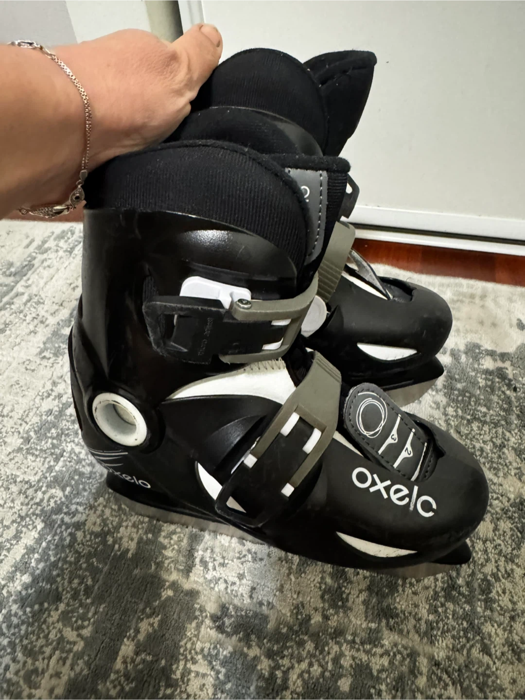 Oxelo Ice Skates - Size 28-30 (Kids) - photo 3