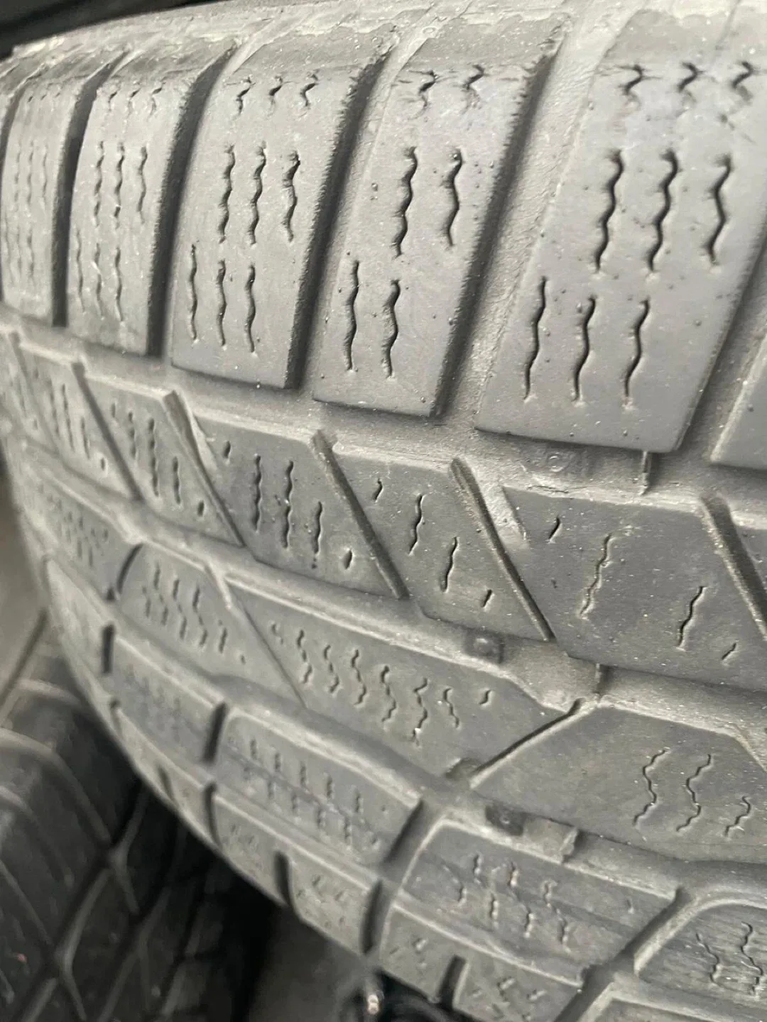 215/55 R16 Continental Winter Tires