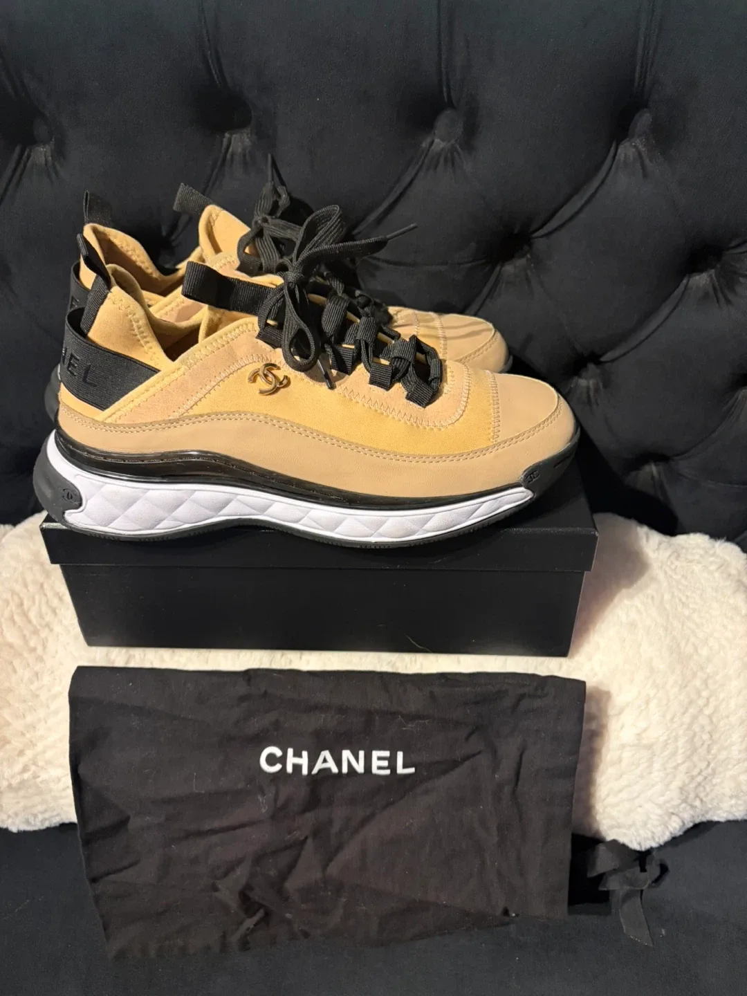 Chanel Sneakers Size 41