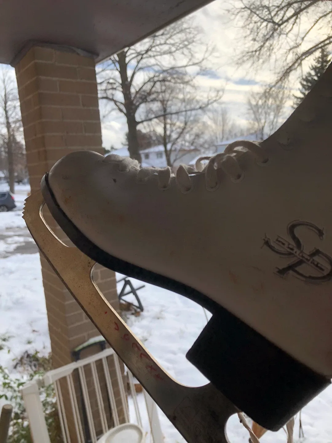 SP Ice Skates - Size 5 image indicator(3)