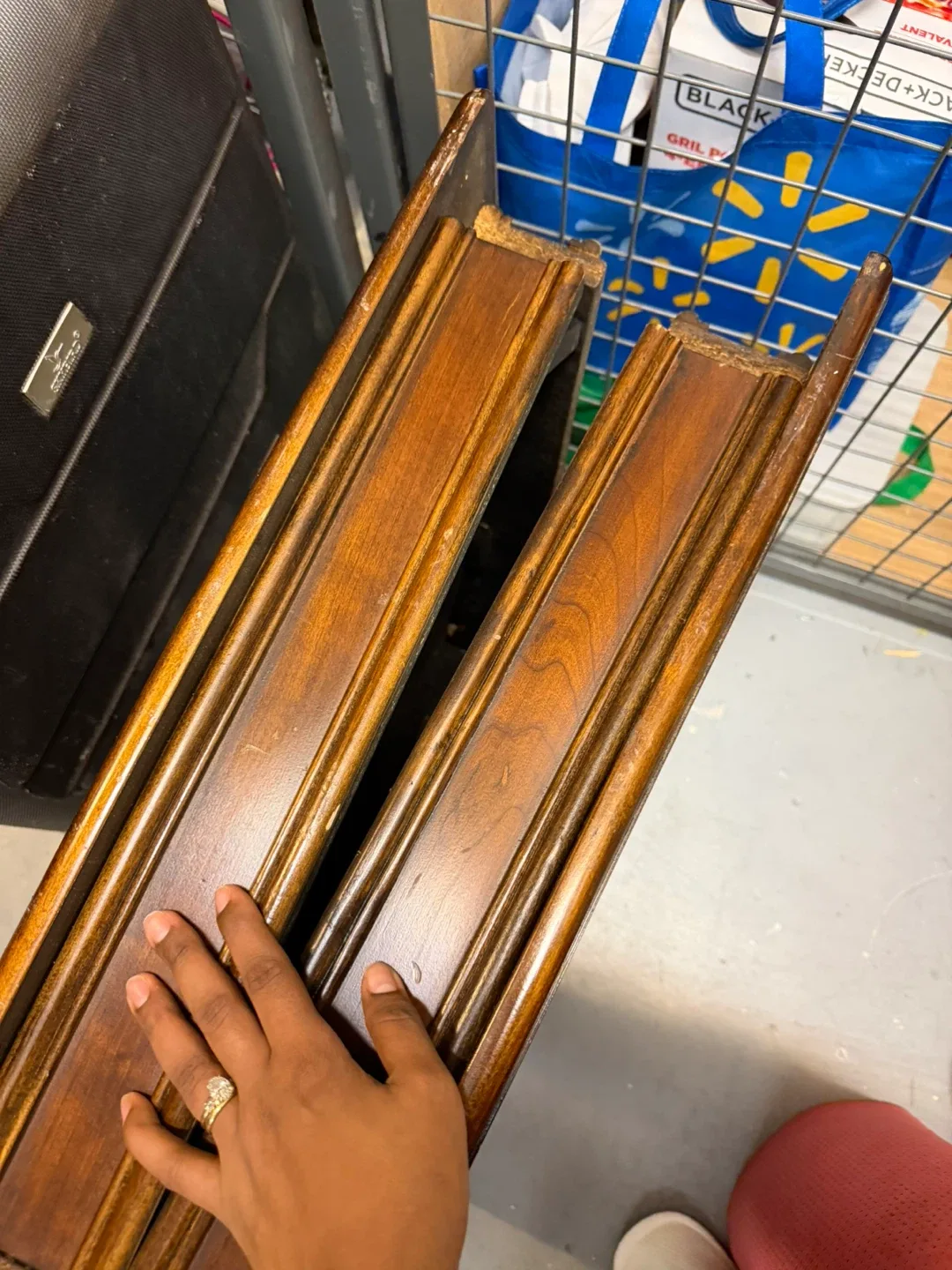 Set of 3 Wooden Coffee Tables image indicator(2)