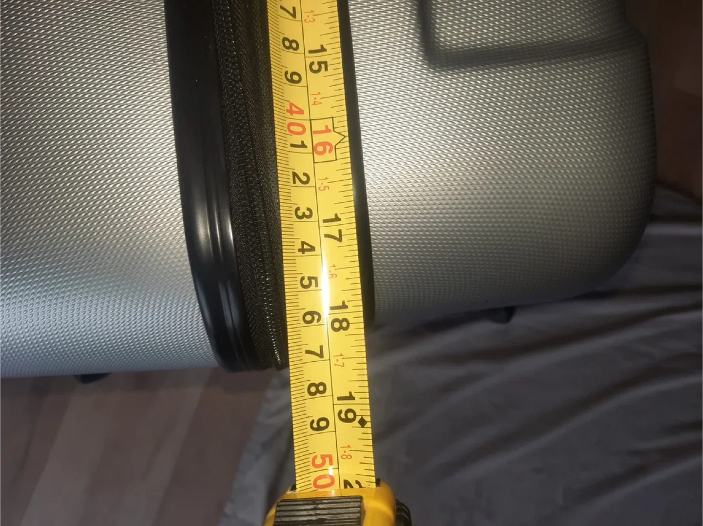 Luggage Set - Silver image indicator(5)