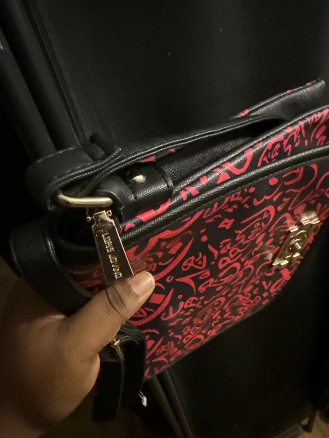 Loris Jovino Black & Red Crossbody Bag image indicator(2)