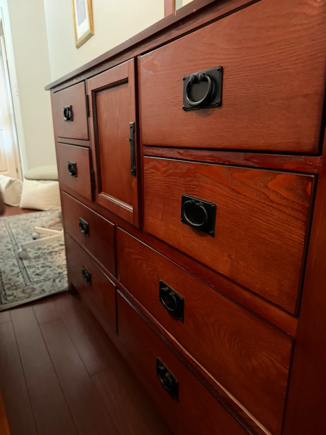 King size Wood Bedroom Set - Dresser, Mirror, Nightstands image indicator(4)