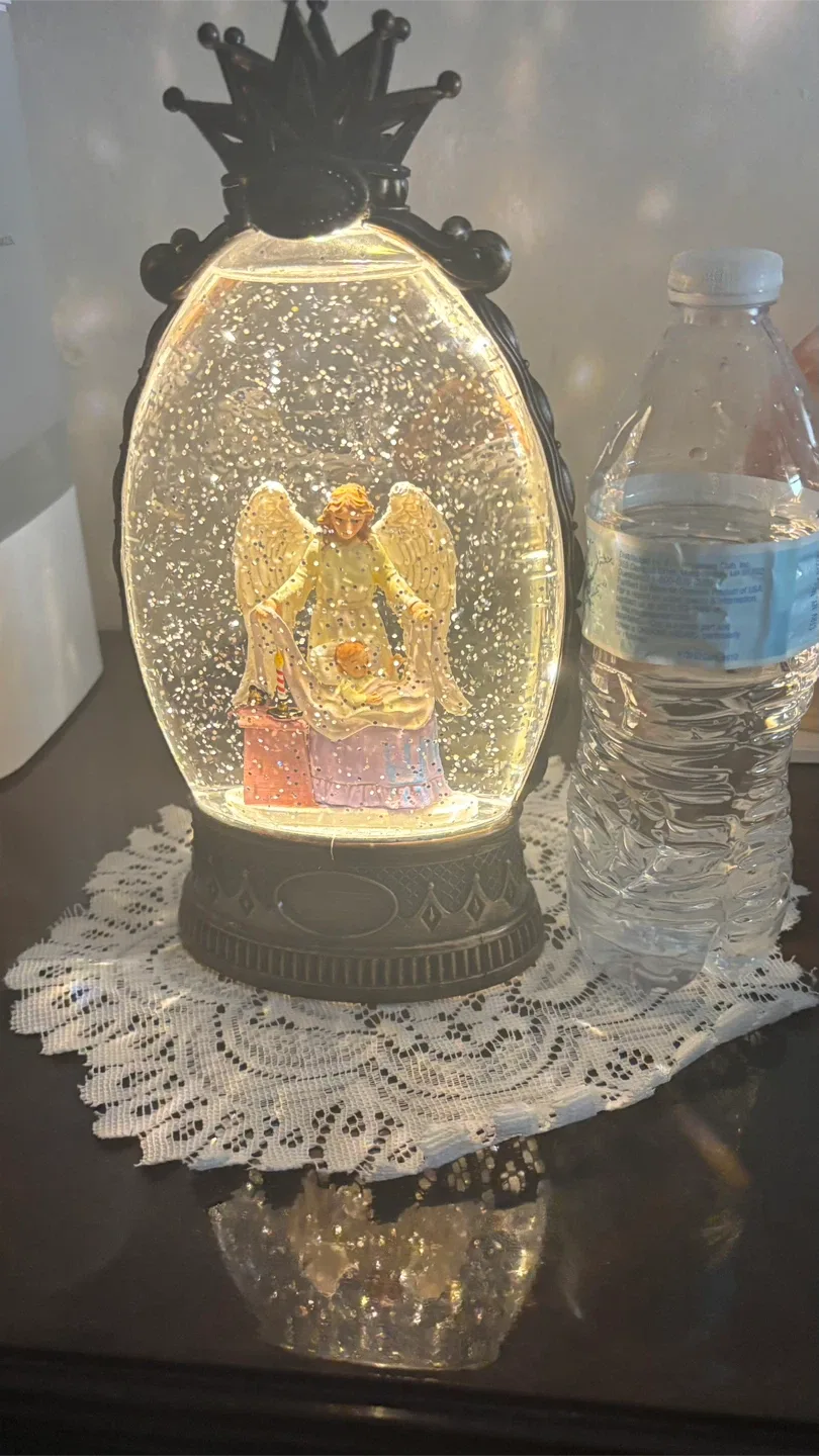 Angel Snow Globe image indicator(2)