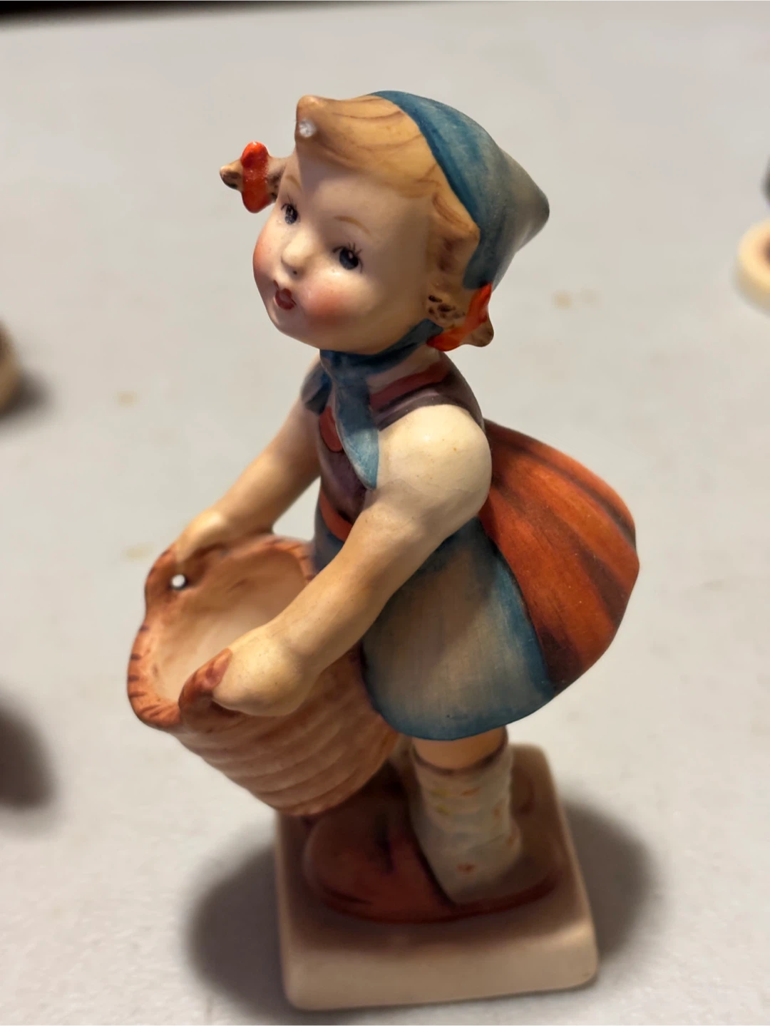 Hummel Goebel Little Helper Figurine