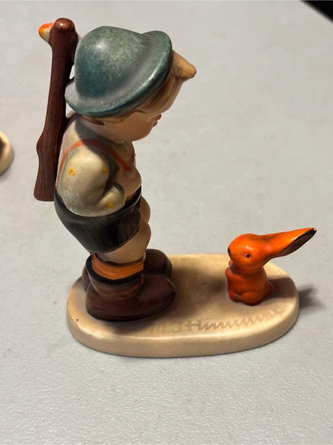 Hummel Sensitive Hunter Figurine 6/I - photo 2
