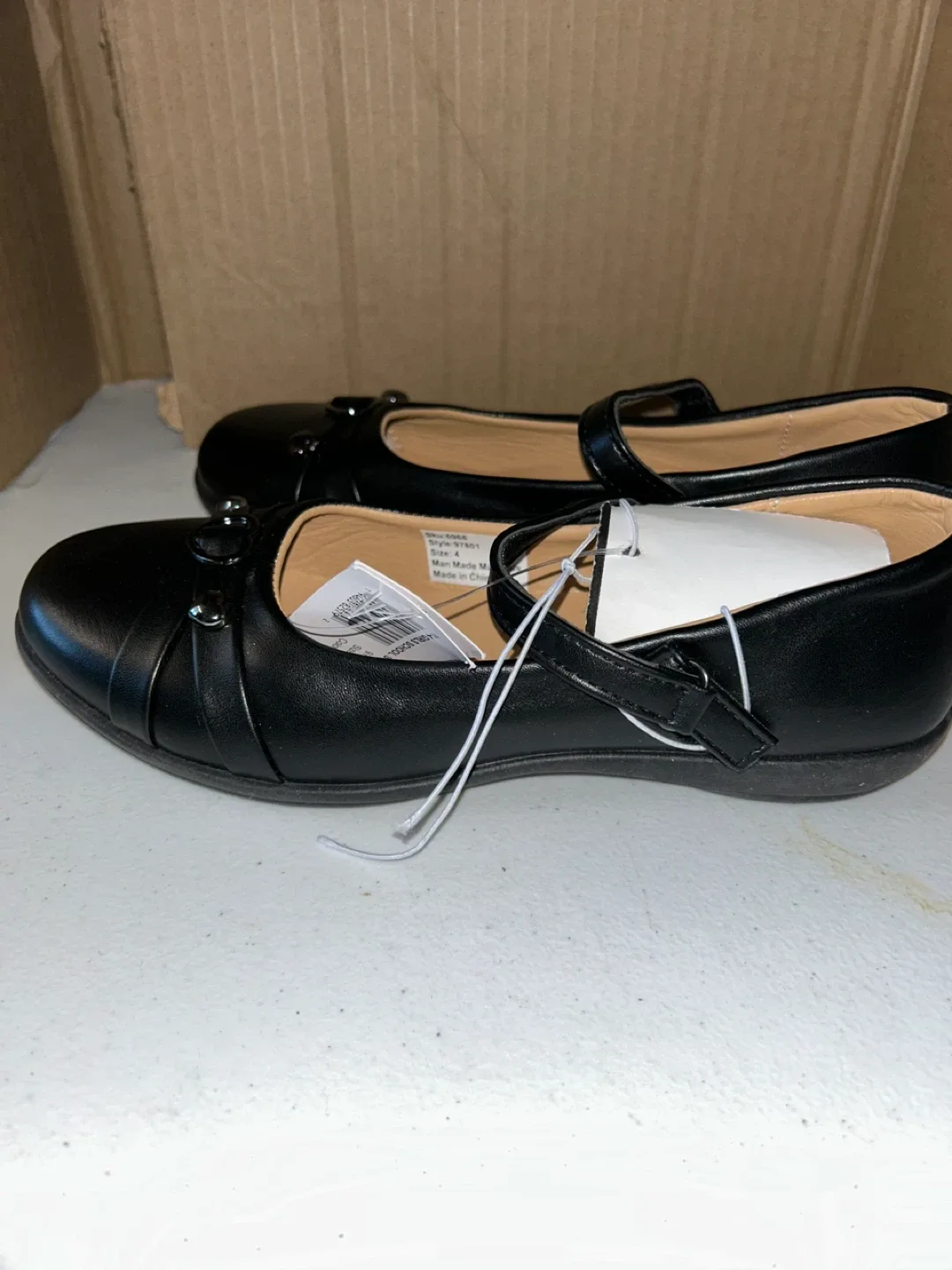 Josmo Black Dress Shoes - Size 4 (New) image indicator(3)