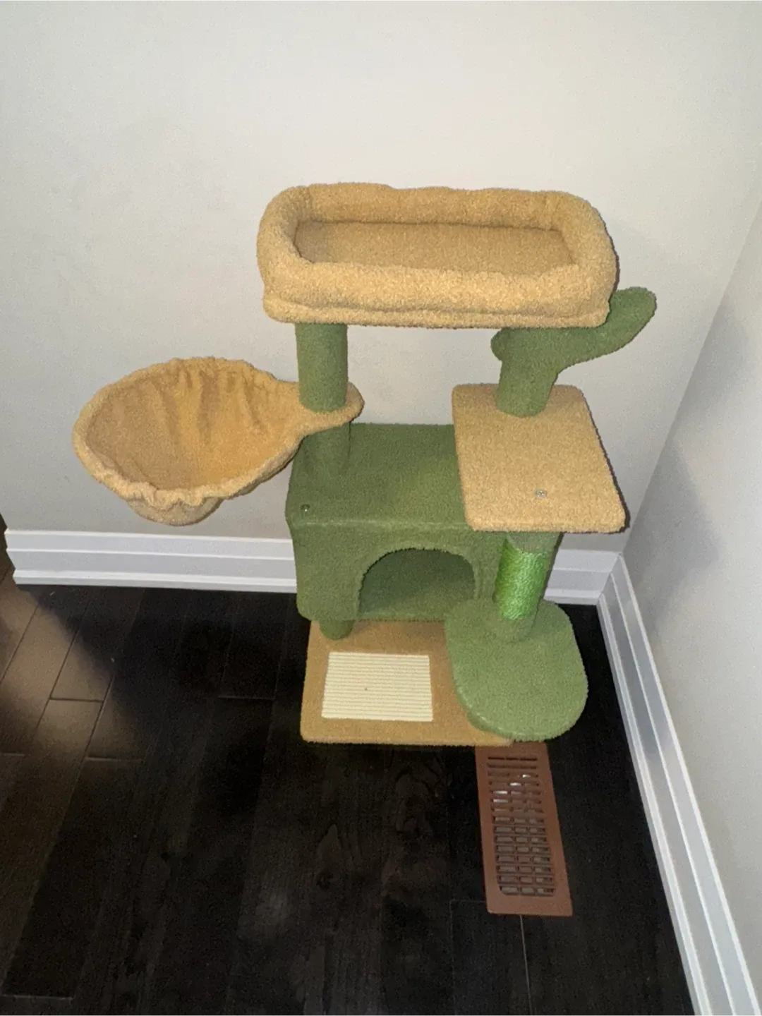 Cat Tree - Green & Beige image indicator(2)