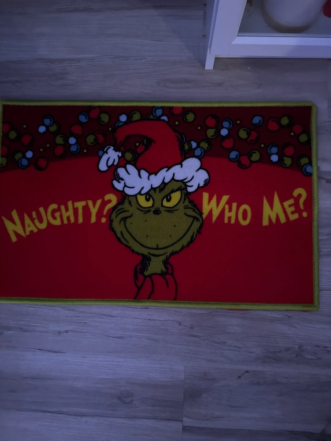 Grinch Christmas Rug image indicator(2)