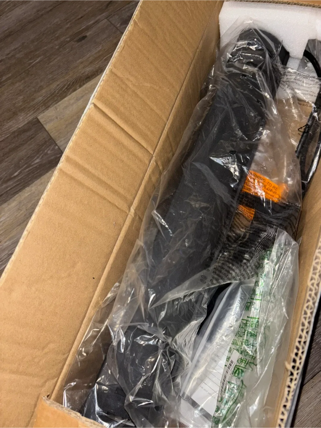 JHGJ-1500R Black Patio Heater - New in Box!