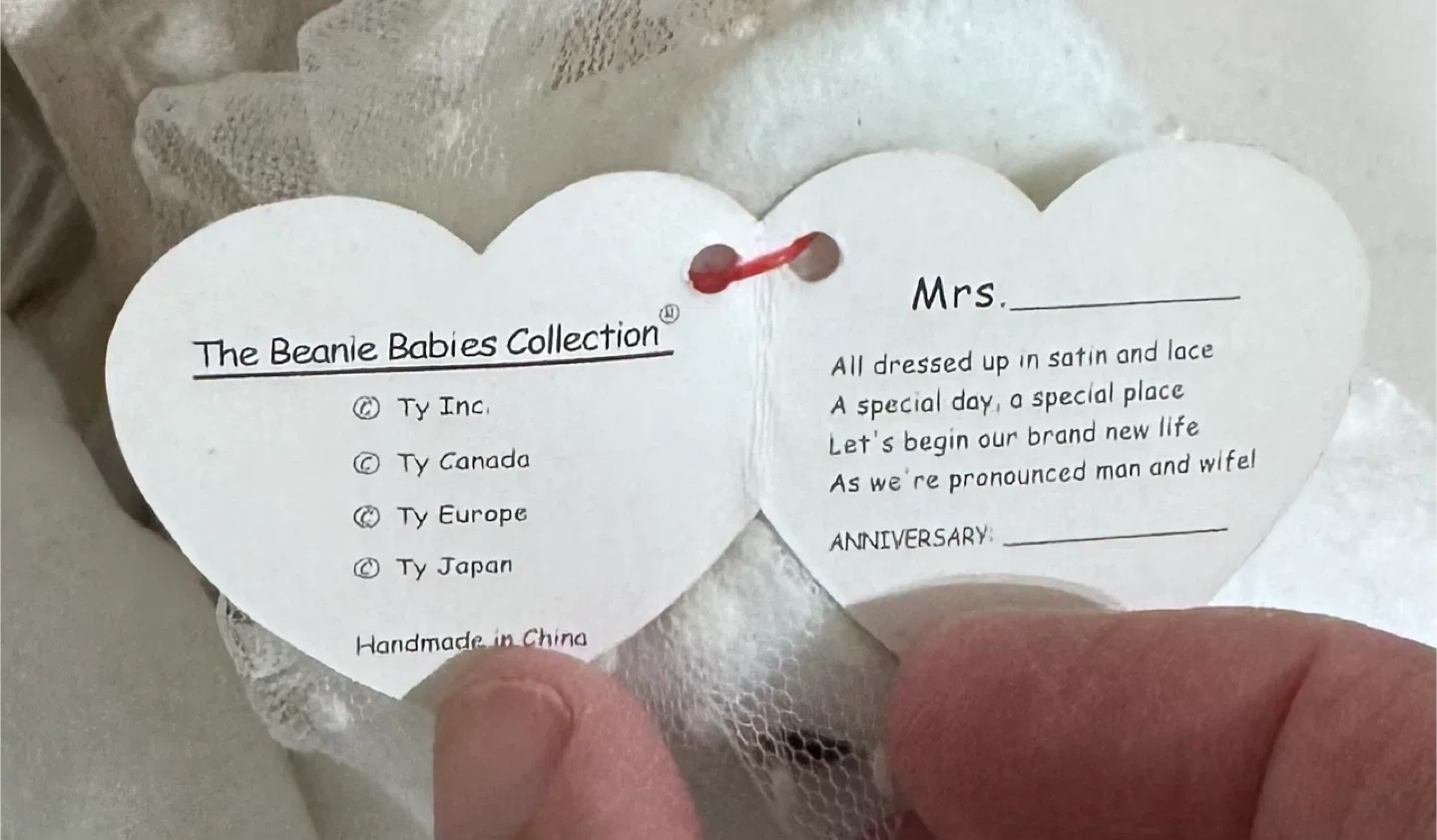 Ty Beanie Babies Collection Mr. & Mrs. Anniversary Bears image indicator(4)