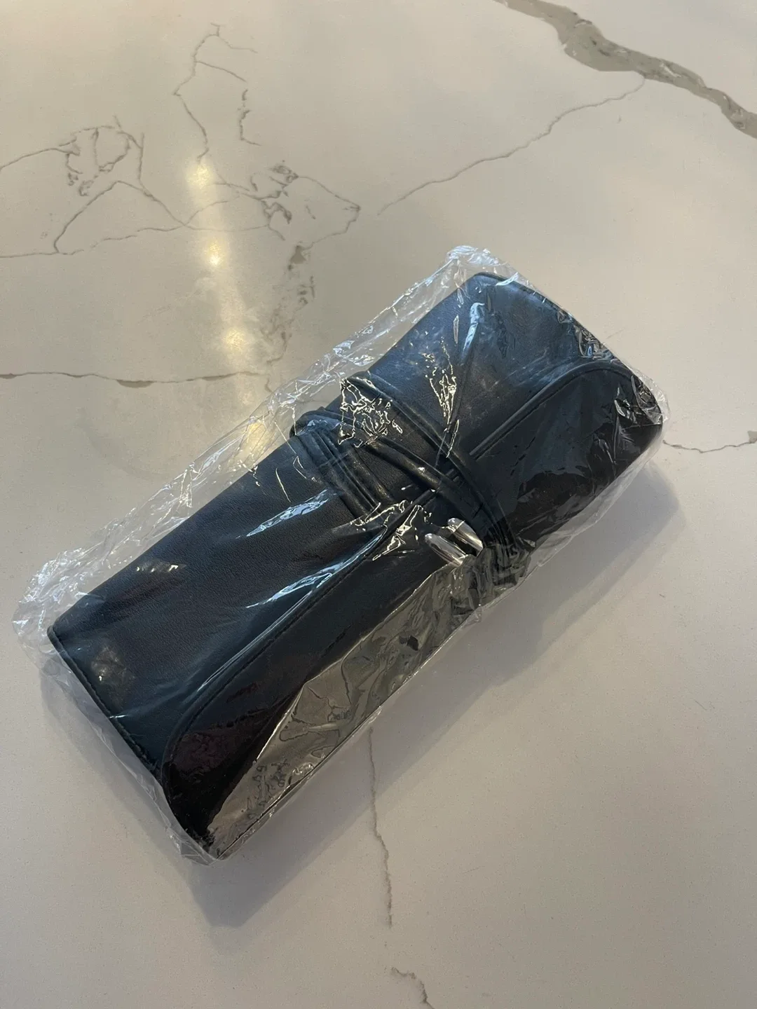 New 11pc Makeup Brush Set with PU Leather Black Roll Case image indicator(5)