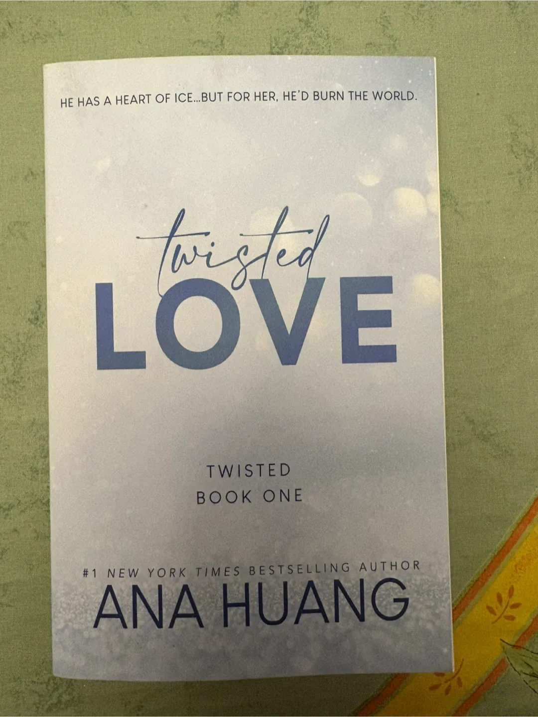 Twisted Love by Ana Huang (New)