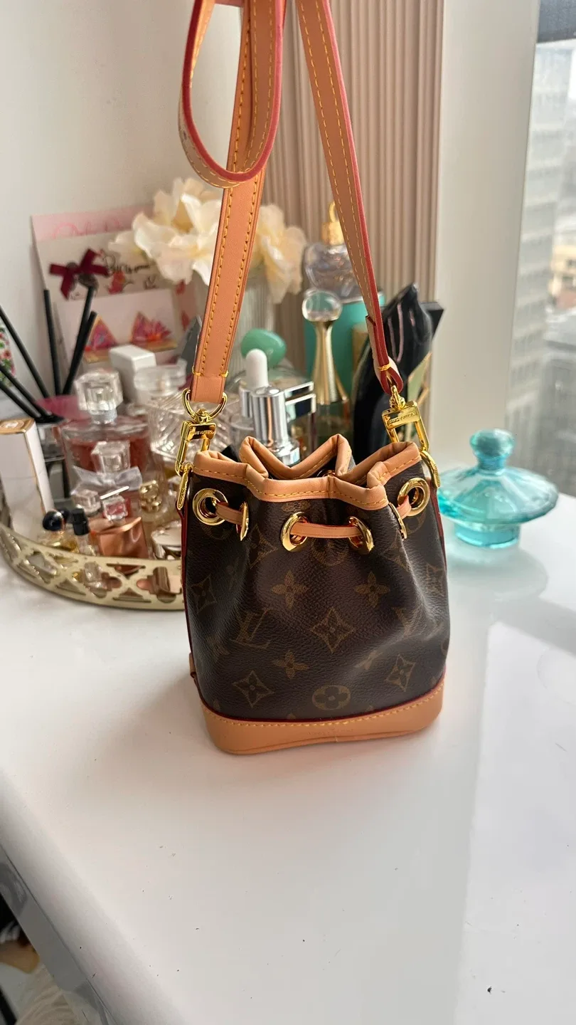 1.1 Louis Vuitton Nano Noe Bucket Bag