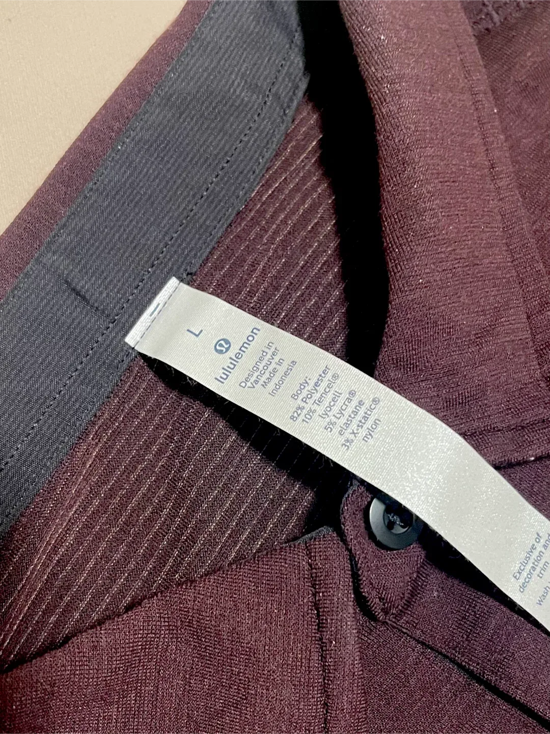 Lululemon Men Evolution Polo Shirt - Size L image indicator(5)