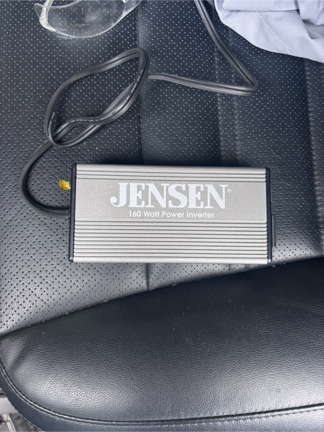 Jensen 160 Watt Power Inverter - photo 3