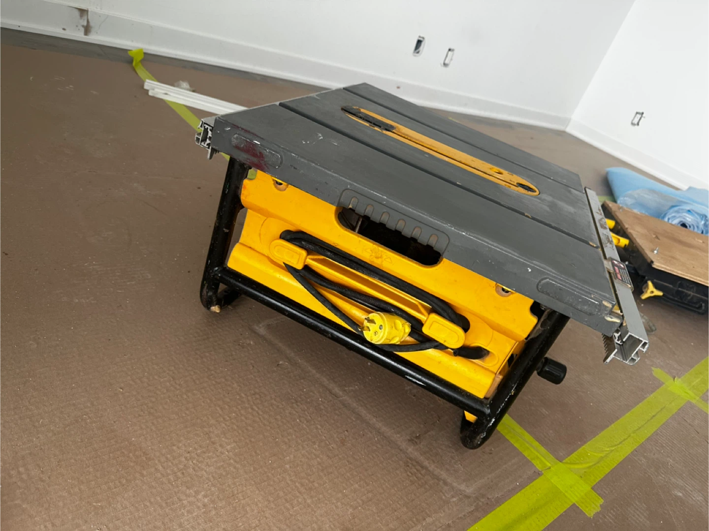 DeWalt Table Saw - photo 3