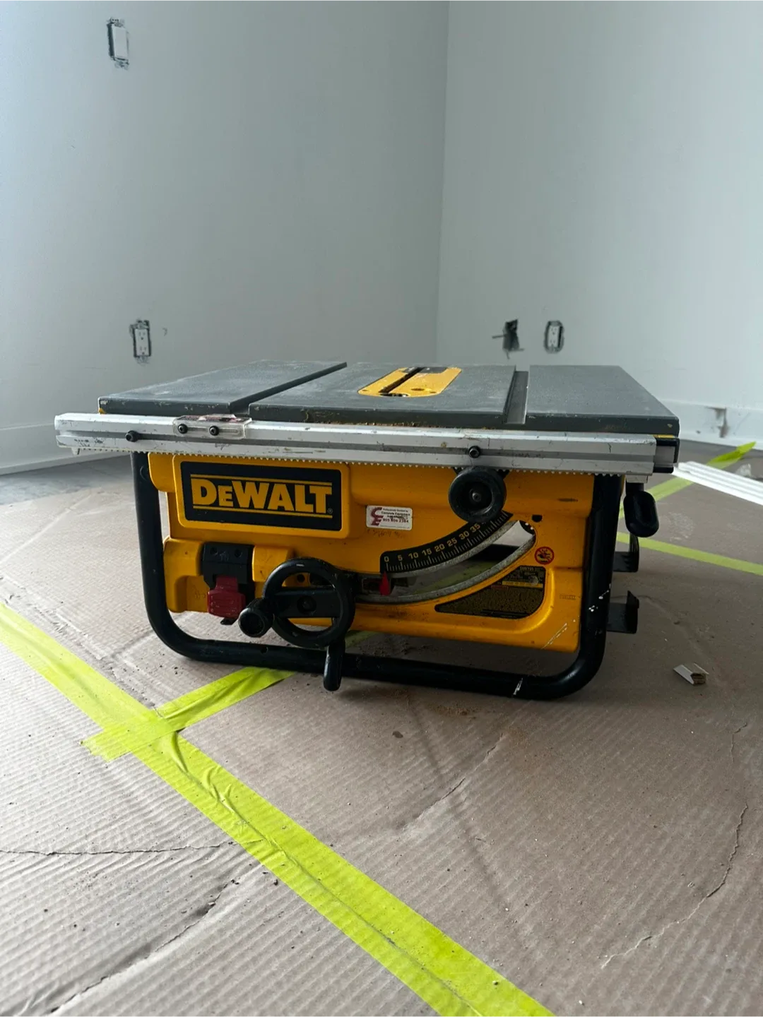 DeWalt Table Saw