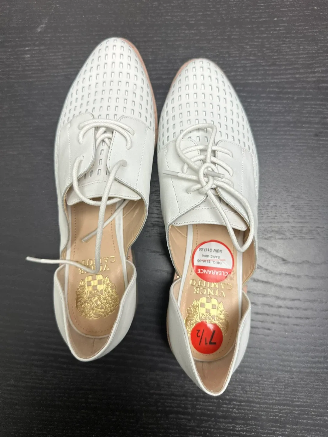 Vince Camuto White Leather Shoes - Size 7.5 image indicator(2)