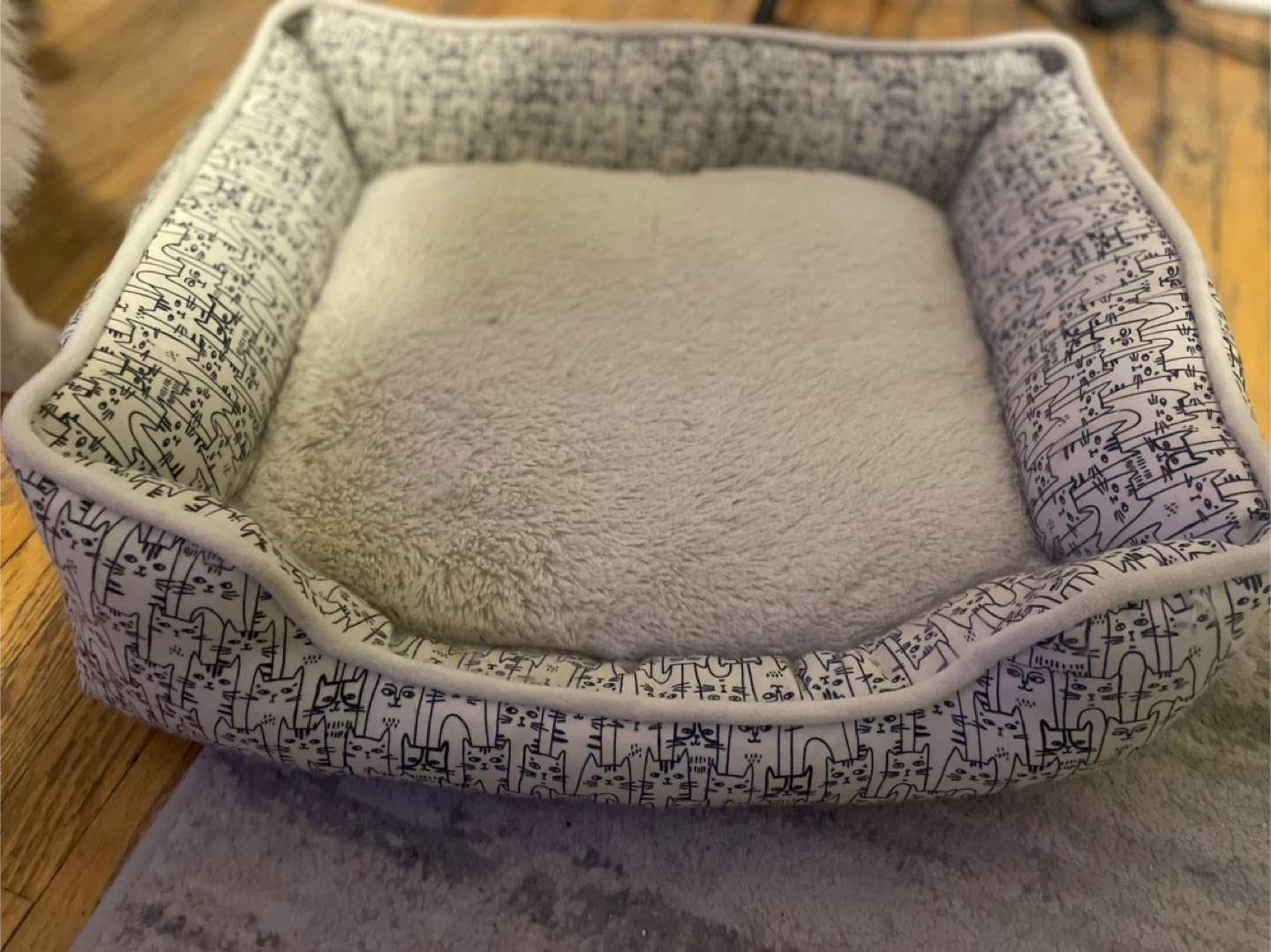 Cat-themed Pet Bed - photo 5