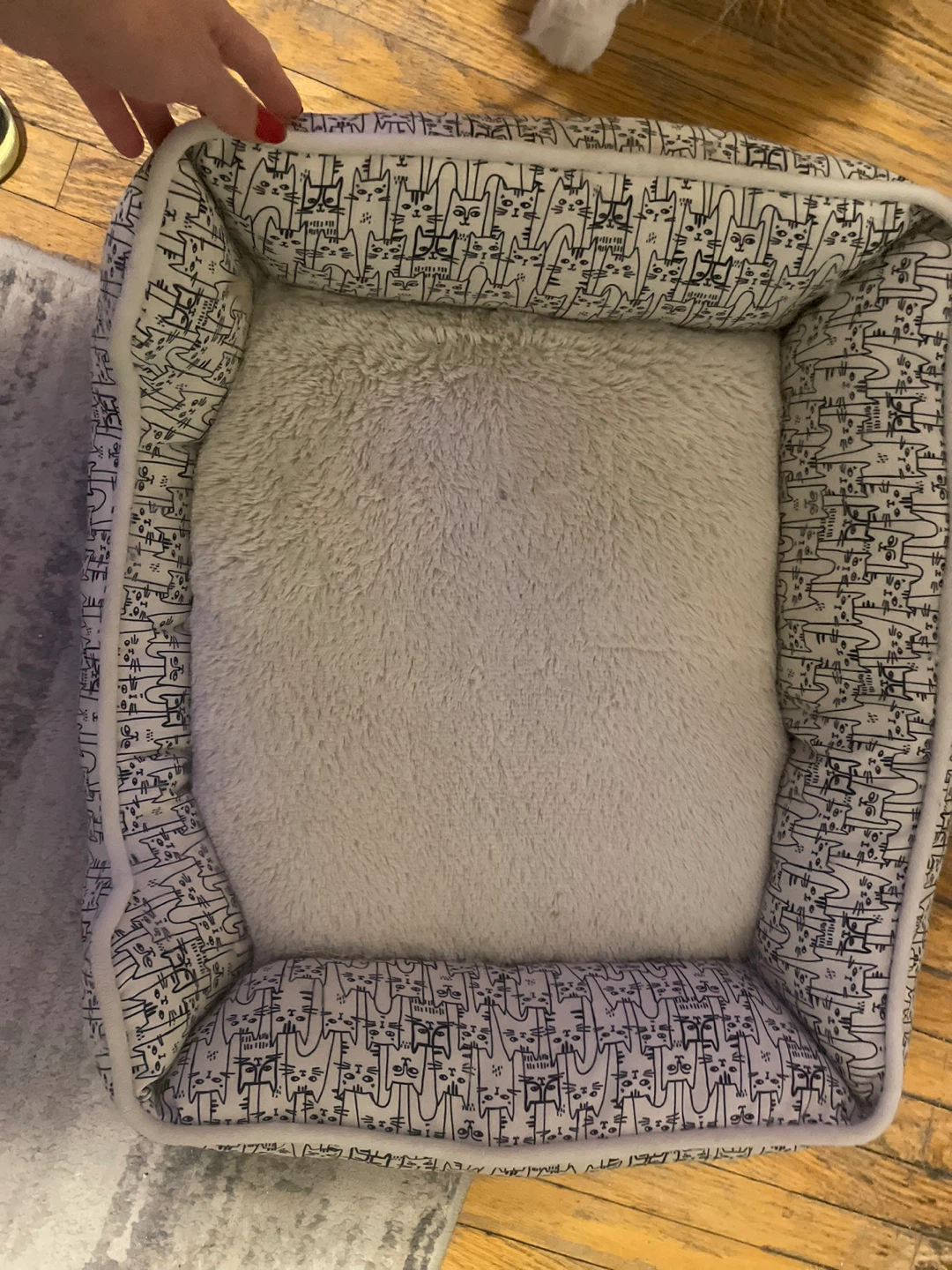 Cat-themed Pet Bed - photo 4
