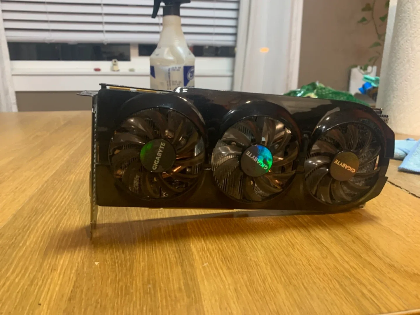 Gigabyte radeon 7950