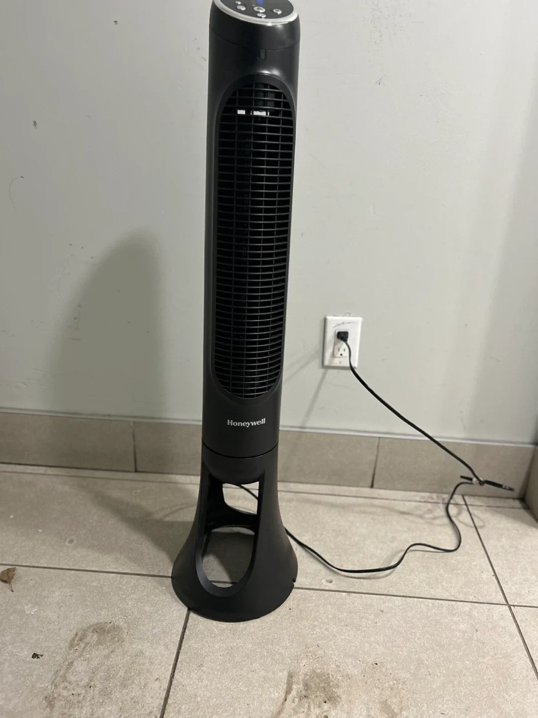 Honeywell QuietSet Tower Fan - Black