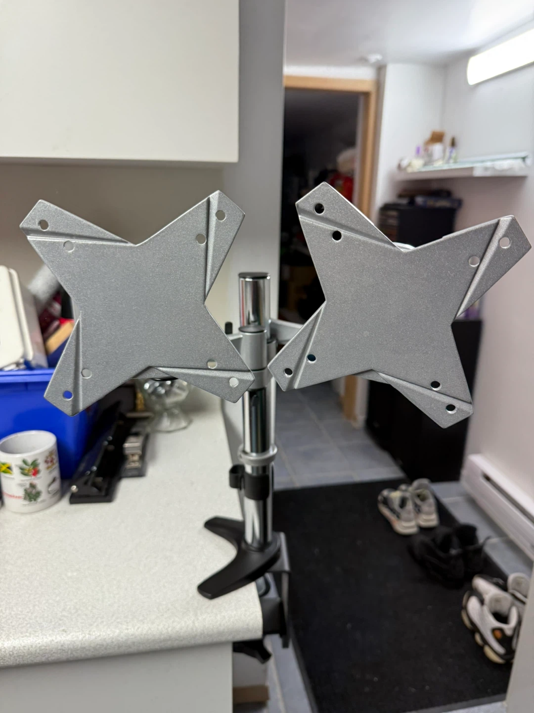 Hard drives, DVD drives, Makita drill, monitor mount, RAM - photo 4