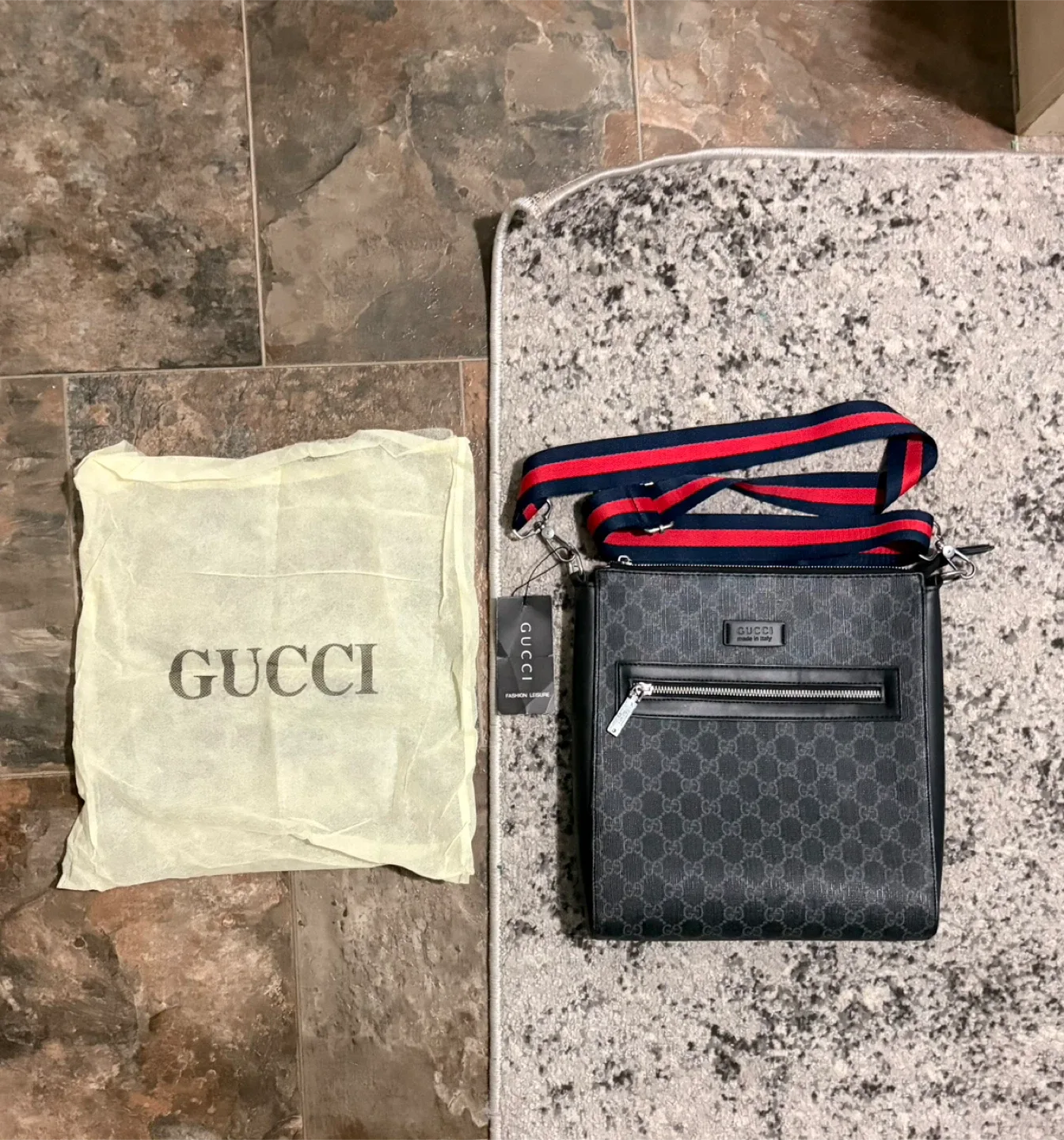Gucci sidebag