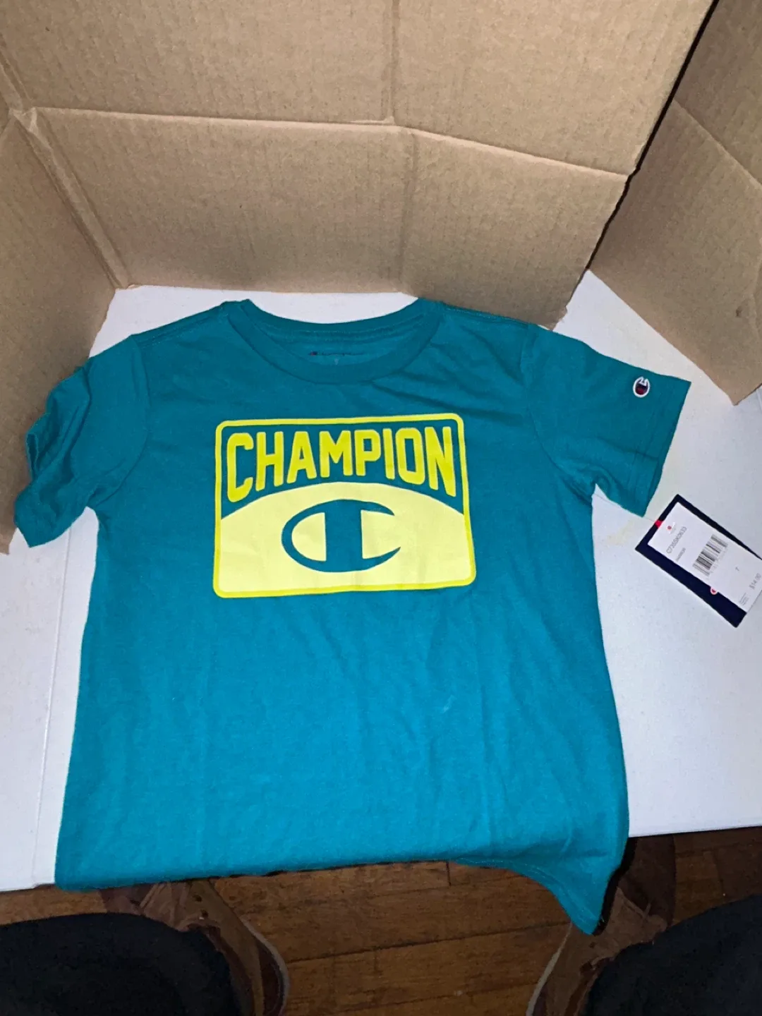 New Champion Harbor T-Shirt - Size 7