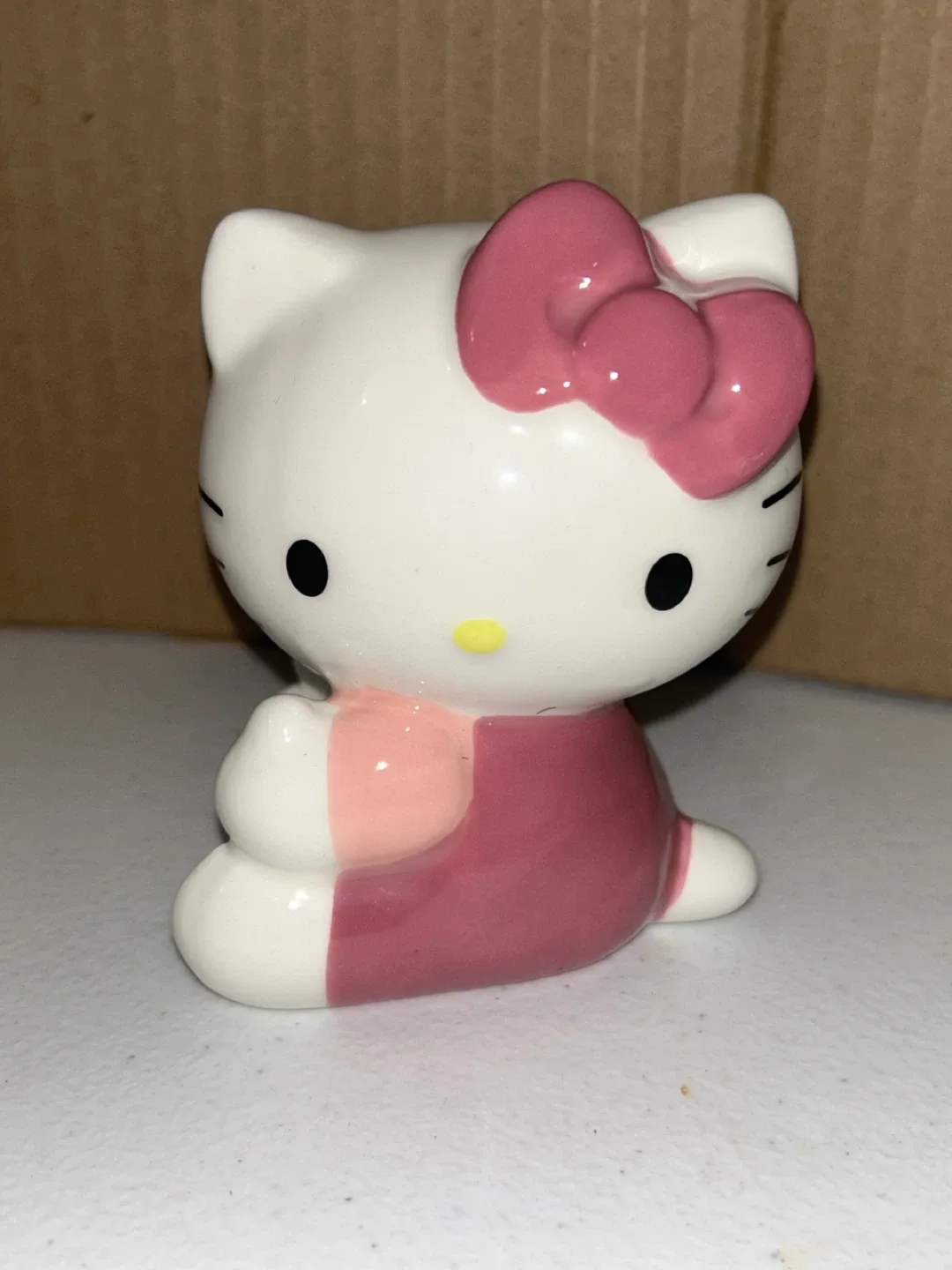 Hello Kitty Salt and Pepper Shaker