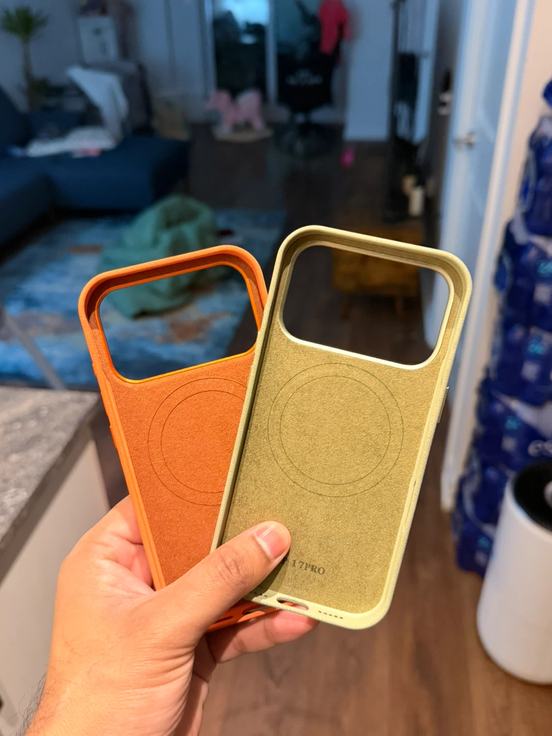 iPhone 17 Pro cases, Orange & Olive Green - photo 3