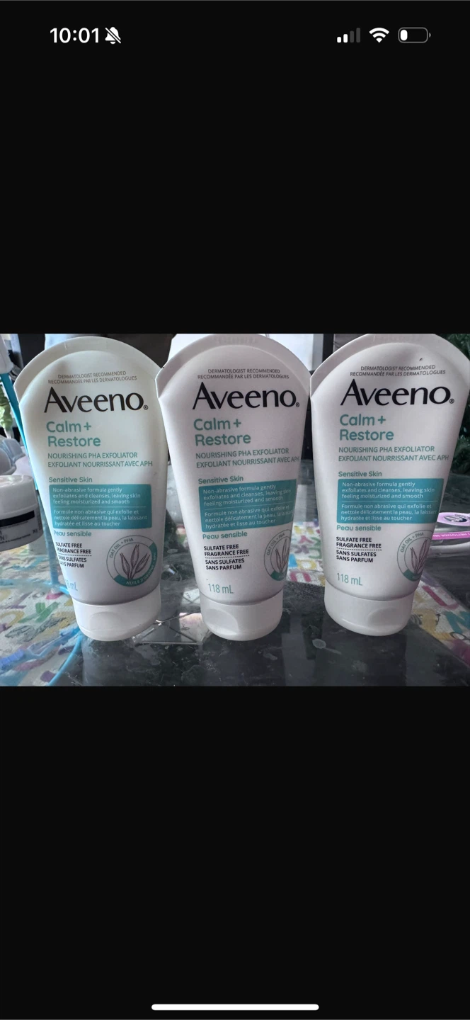 Aveeno Calm + Restore Nourishing PHA Exfoliator 118 mL