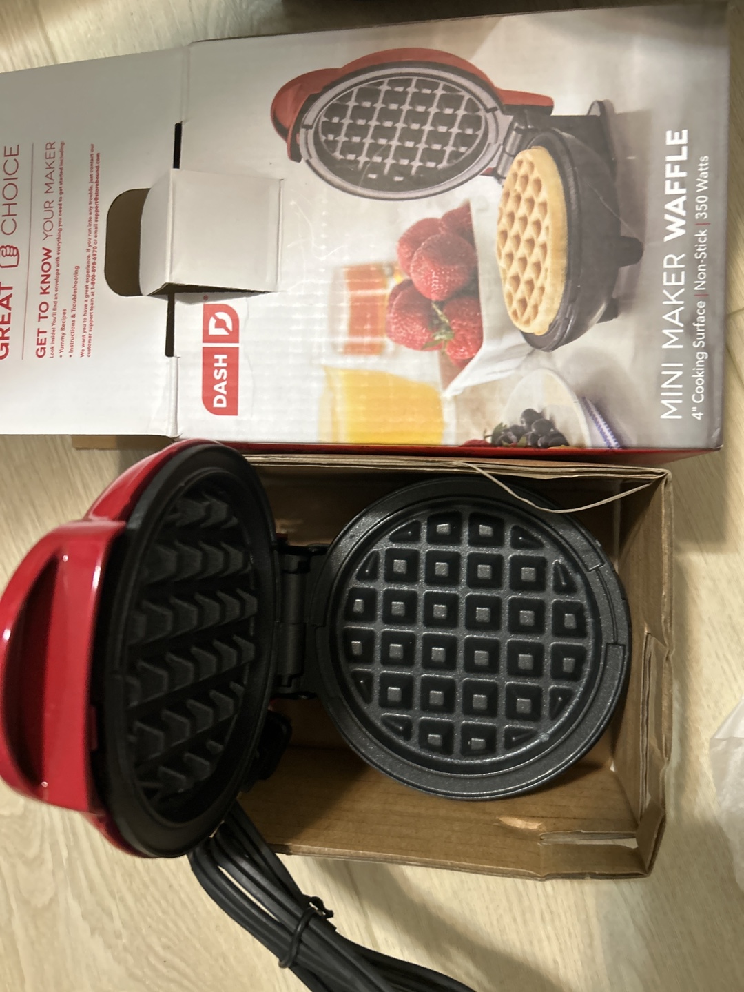 Dash Mini Maker Waffle - 4" Cooking Surface, 350 Watts - photo 2