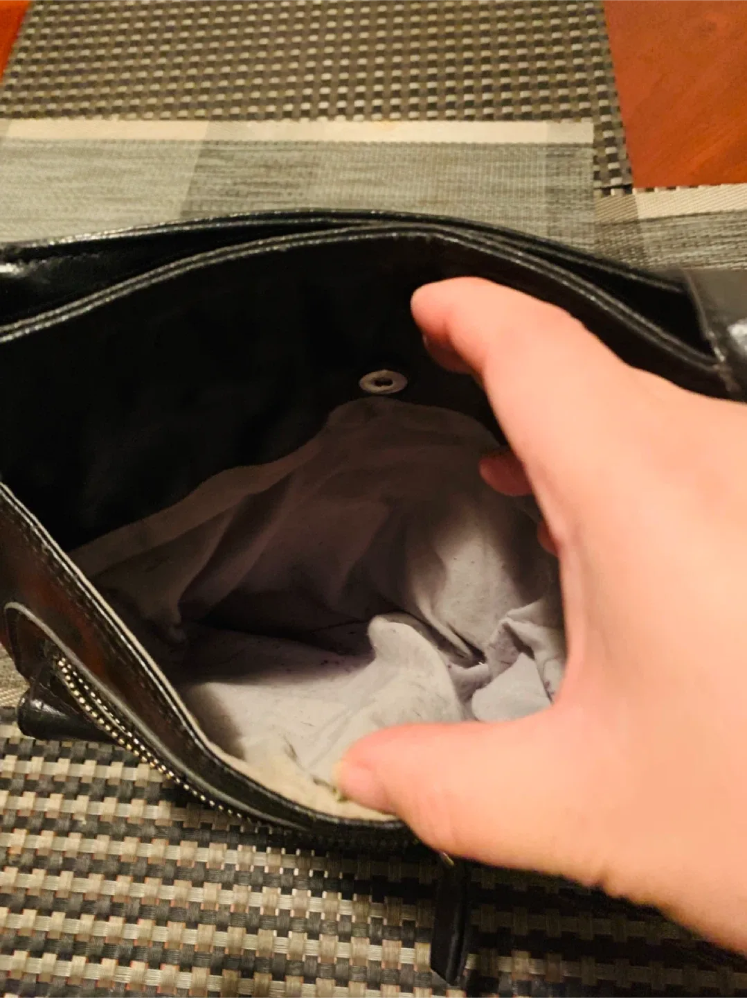 #cleanout - Ladies Purse Handbag image indicator(5)