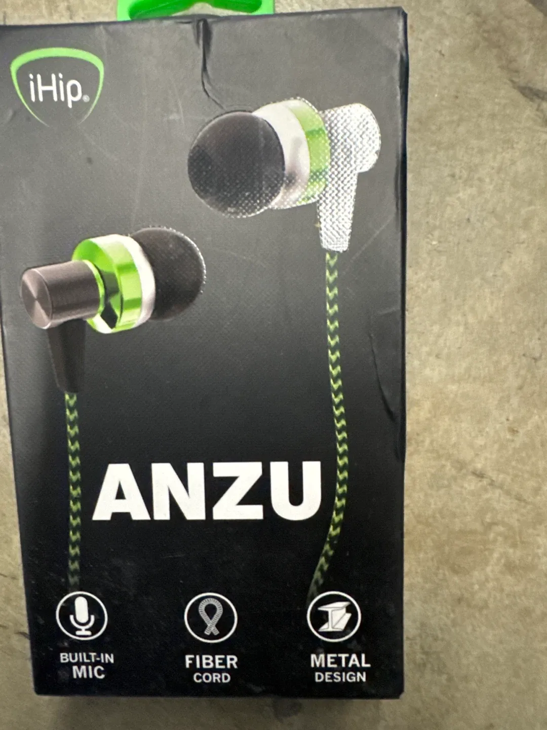 iHip ANZU Earbuds - Built-in Mic, Fiber Cord, Metal Design