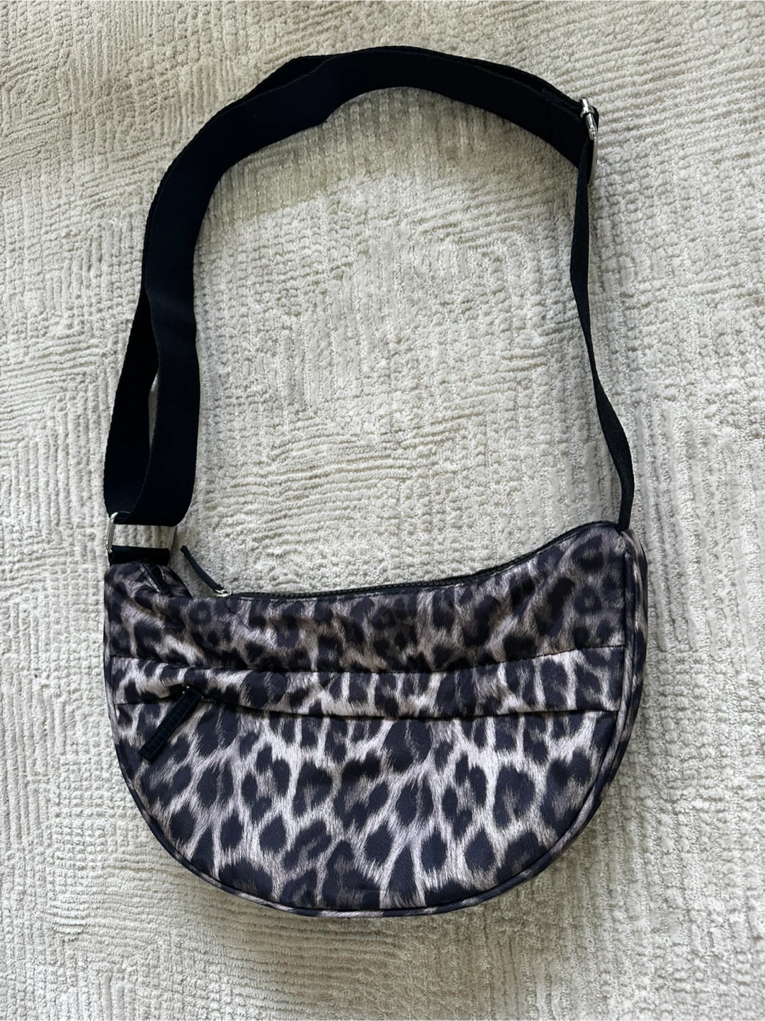 Leopard Print Shoulder Bag - photo 2