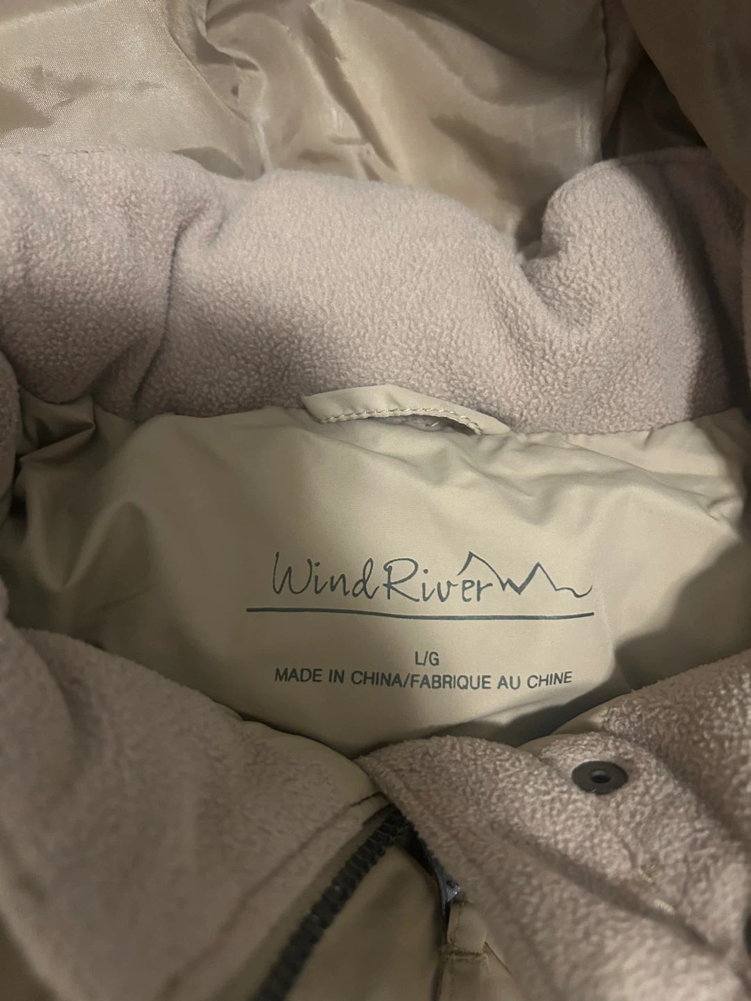 Wind River Puffer Jacket - Size L