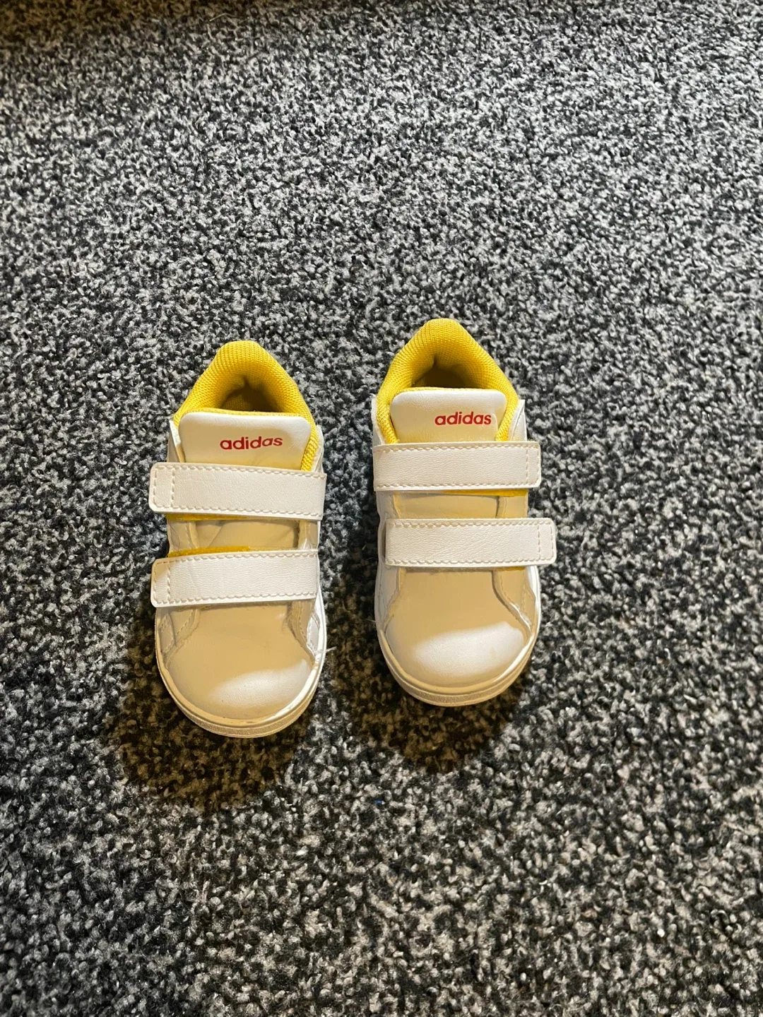 Adidas Grand Court Mickey CF image indicator(4)