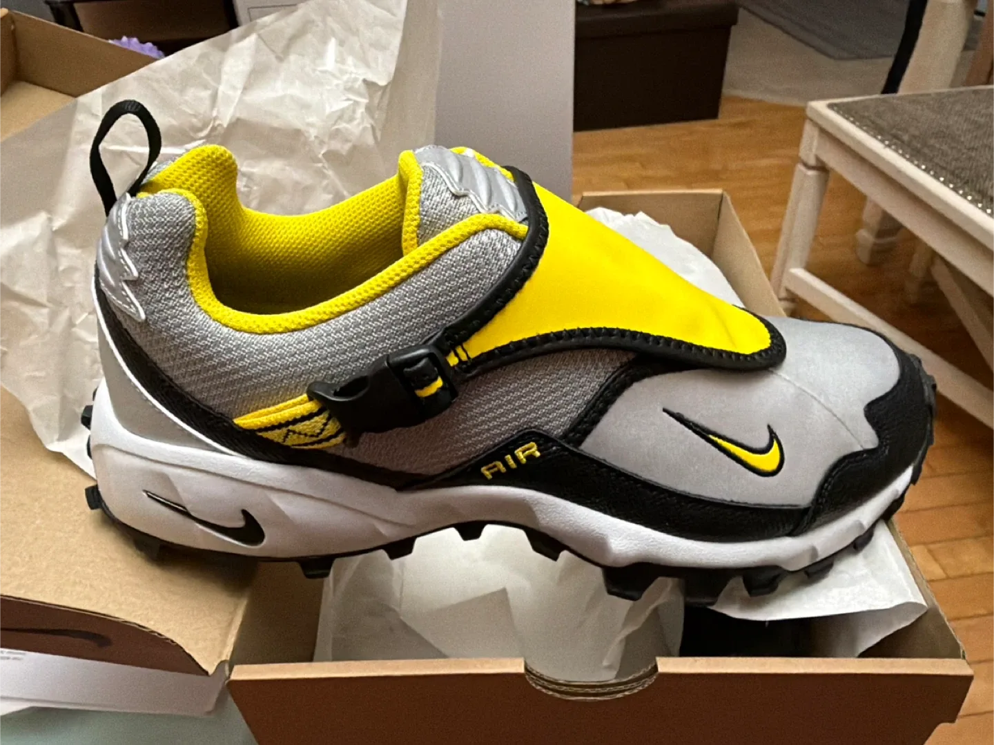 Nike ACG Phassad, Men's US 9.5, Black/Yellow, New in Box image indicator(2)