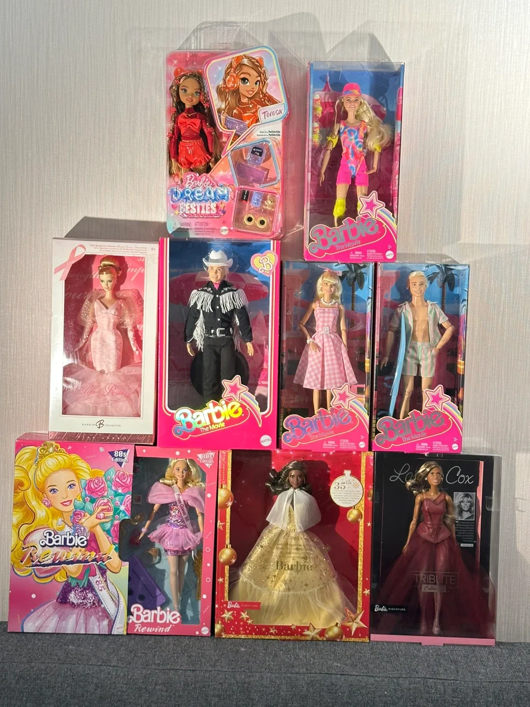 HOLIDAY SALE Barbie Dolls for Gifts 🎁